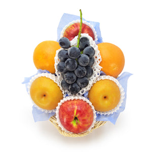 ＜ギフト＞
【御供・御弔事】フルーツかご盛（蓮）
　季節の果物お詰め合わせ